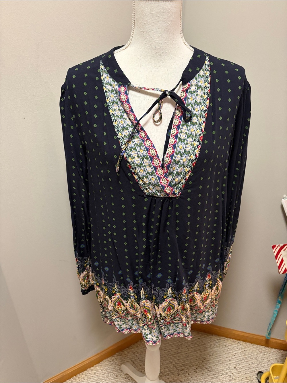 Boho Tie-Neck Long Sleeve Tunic in Black with Multicolor Trim 2X (18)